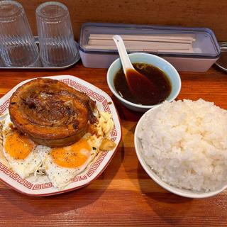 キングチャーシューエッグ定食(Heart Restaurant 安ざわ家 練馬店)