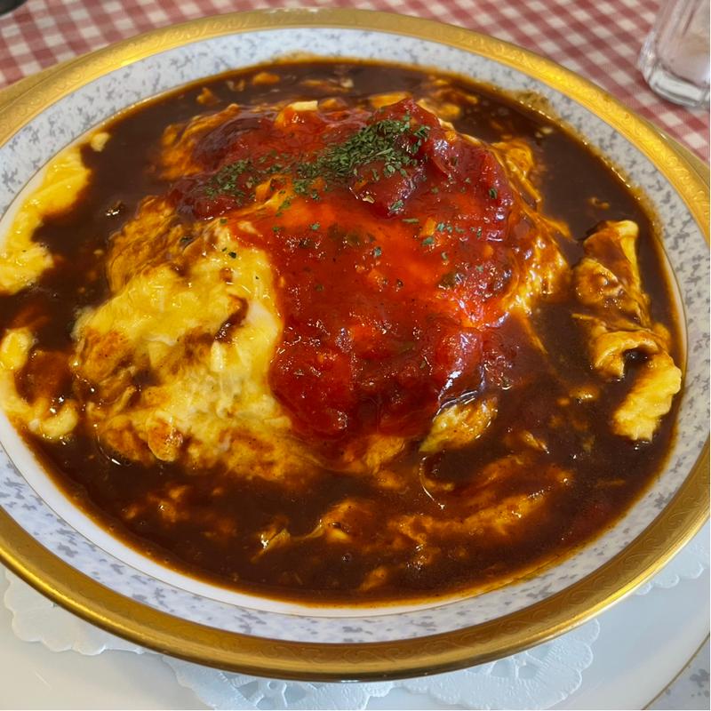 オムライス　デミケチャ(洋食屋SUN （ヨウショクヤサン）)