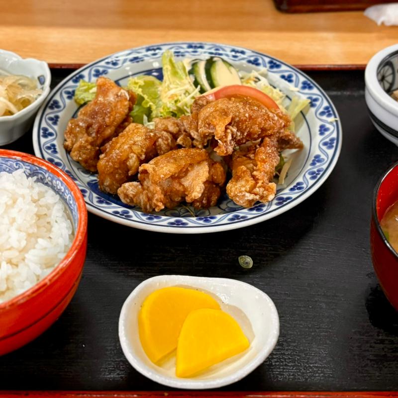 鶏から揚げ定食(自由軒 )