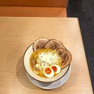 札幌味噌炙り焼豚麺