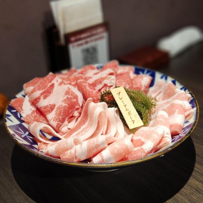 パイナップルポークアグープレミアム三枚肉(燦 別館)