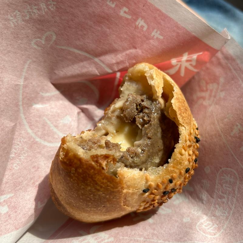 胡椒餅　東京スタイル（豚&チーズ）(KIKICHA TOKYO -台湾茶と胡椒餅-)