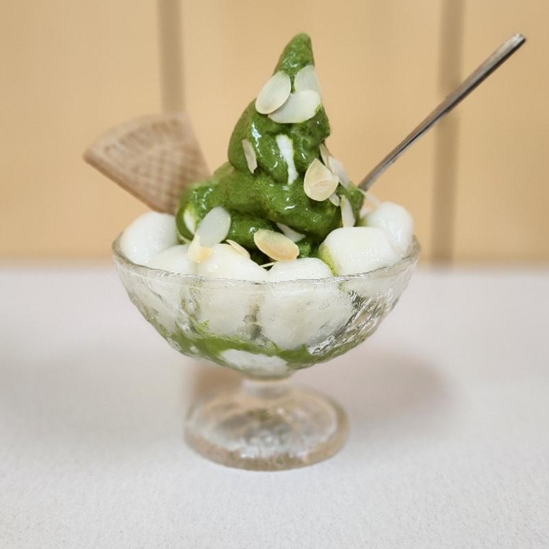 抹茶白玉ソフト(甘味処 角屋)