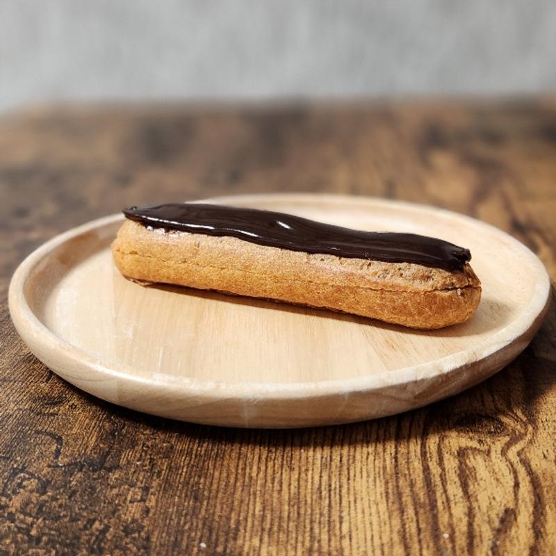 エクレア(ショコラ)(ＰＡＴＩＳＳＥＲＩＥ ＦＲＡＮＣＡＩＳＥ ＬＡ ＰＬＡＧＥ)