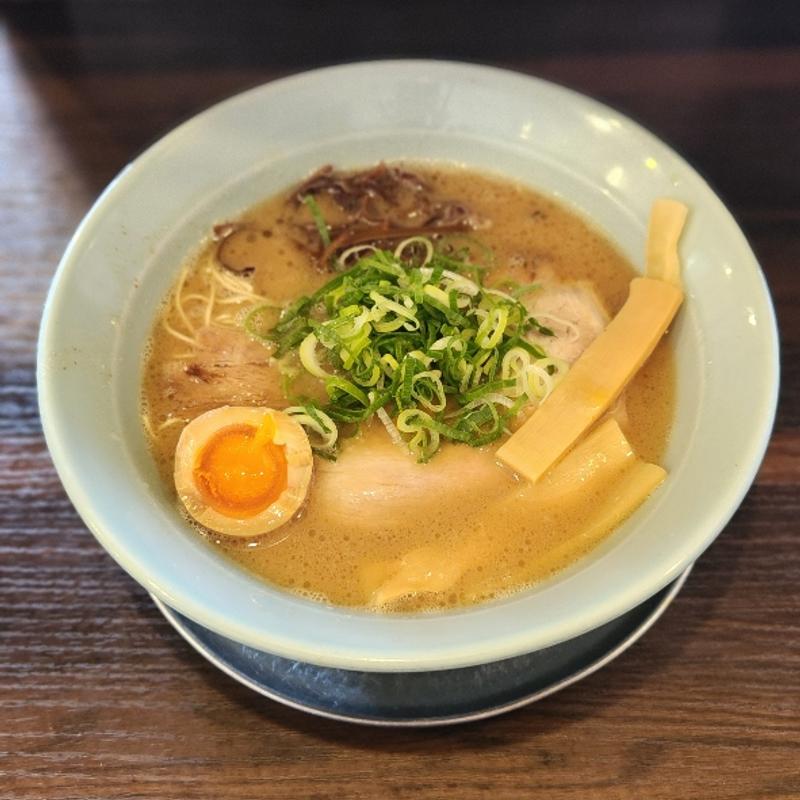 濃厚豚骨 のうとん 全部ちょいのせ(博多とんこつ 真咲雄)