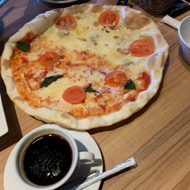 ピザ(ファミリーマート)