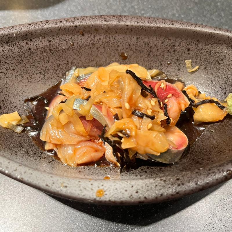 しめ鯖とガリ(酒肴えんみや)