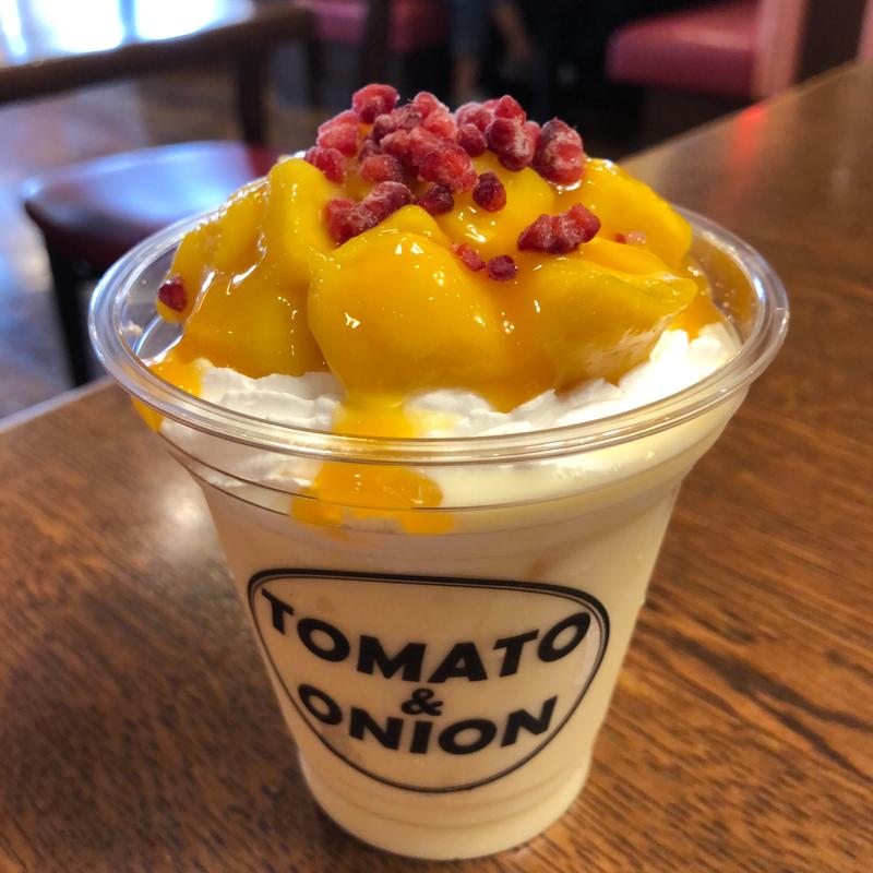 トロピカルマンゴーラッシー(トマト＆オニオン 我孫子店)