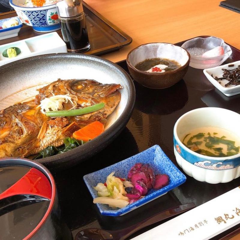 鯛のあら炊き定食(鯛丸海月 )