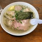 塩雲呑麺　煮卵　バター(伊達屋)