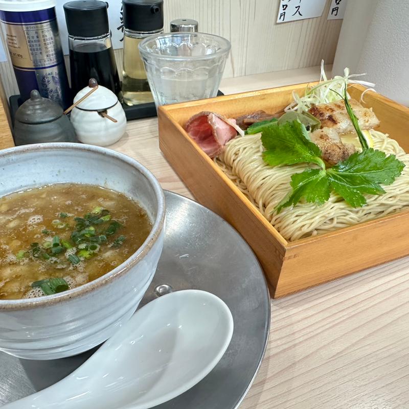 舌平目と平目のつけ麺(ラーメン専科 竹末食堂)