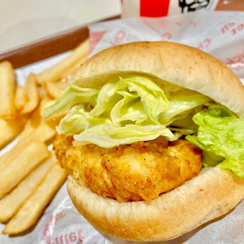 チキンフィレバーガーセット(ケンタッキーフライドチキンMOMOテラス店)