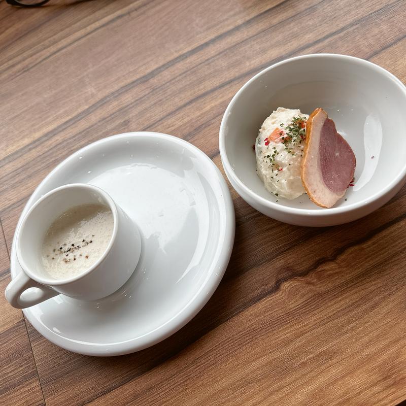 サラダとスープのセット(フランツカフェ- FrantzCafe)