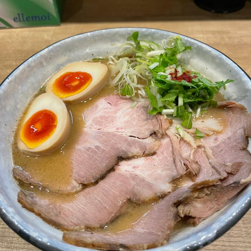 特製ラーメン 醤油鶏白湯(麺100％)