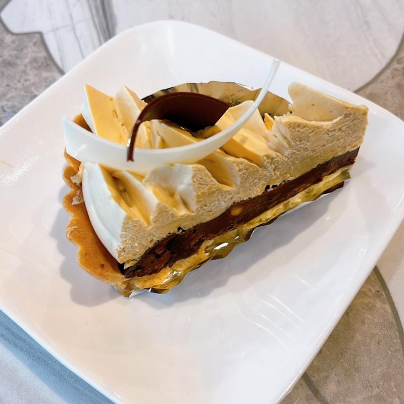 チョコとキャラメルのタルト(前田珈琲 御池店)