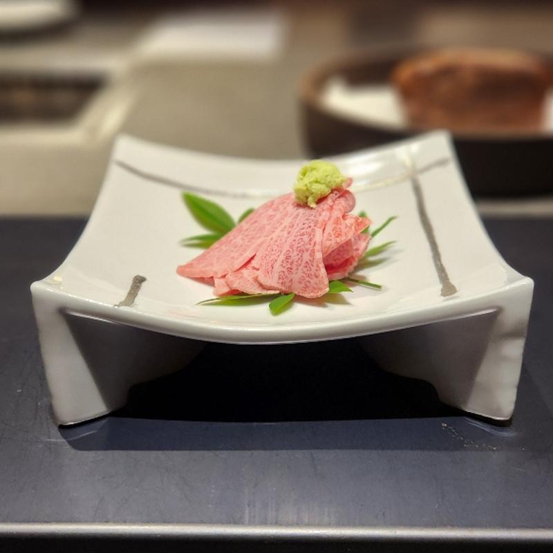 ふらの和牛三角バラ 刺し(とらいち)