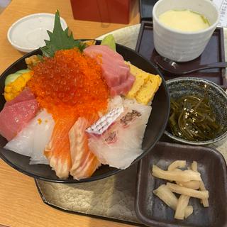 極み海鮮丼(にぎり塚本鮮魚店(塚本鮮魚店２号))