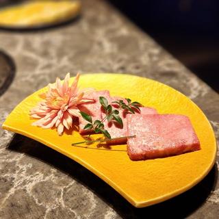 神のタン(北新地焼肉きらく)