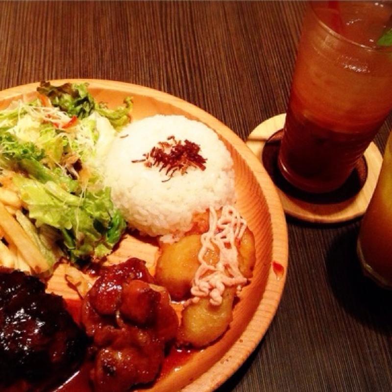 ハンバーグプレート(ヒヨリ カフェ)