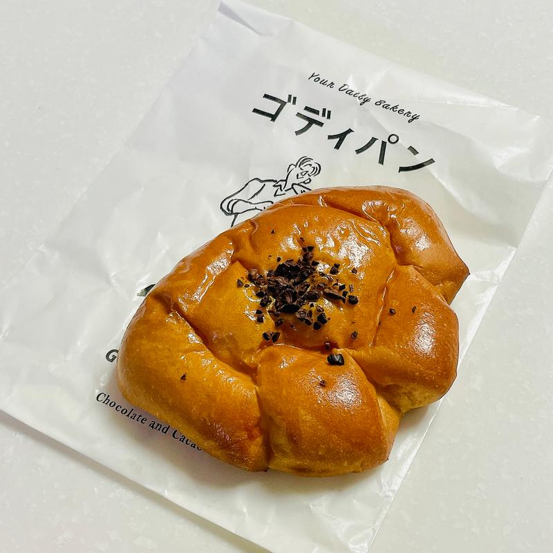 カカオフルーツのクリームパン(GODIVA Bakery ゴディパン 本店)