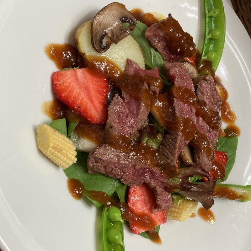 (山ぶどう 惣菜とワインの店)