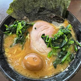 ラーメン中(青菜 味玉 のり増し)(杉田家 千葉祐光店)