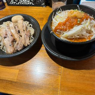 味玉どて辛チャーシューつけ麺(やさい増し)