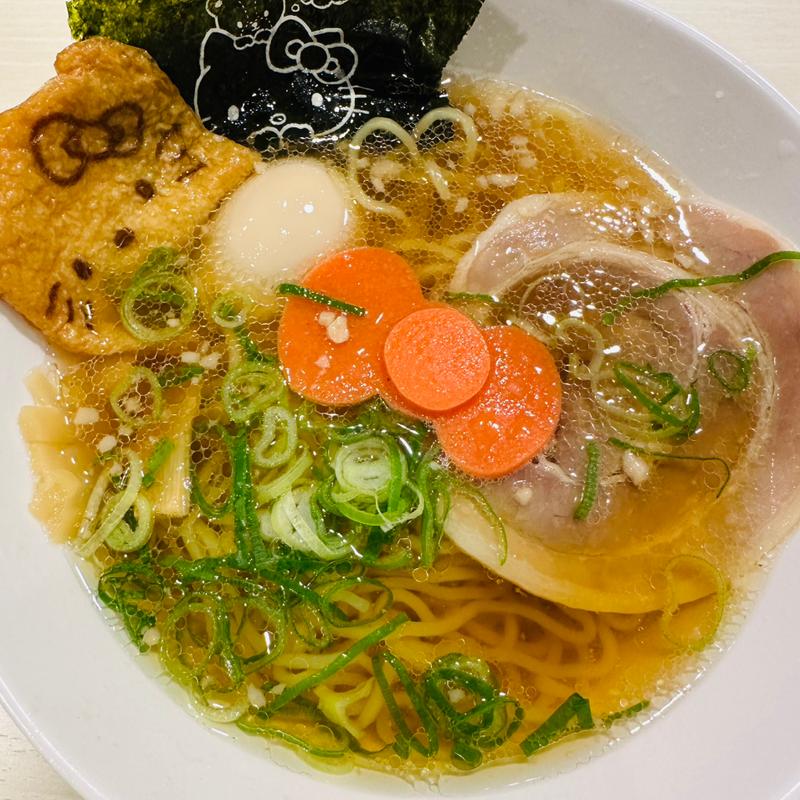 定番！キティ醤油ラーメン(サンリオレインボーワールドレストラン)
