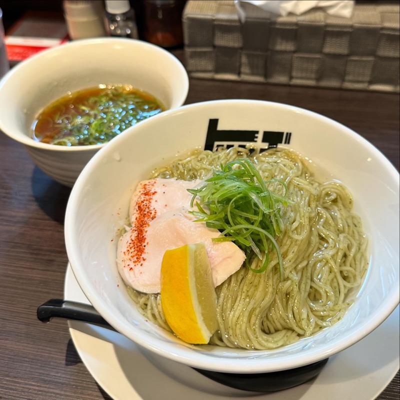 セリカ 麺大盛り (らぁめん トリカヂ イッパイ )