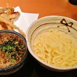 肉汁釜揚げうどん(大地のうどん 本店)