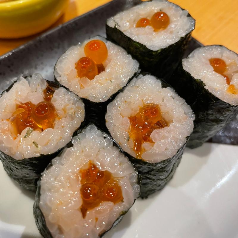 いくら細巻き(江戸前びっくり寿司 四谷1号店)