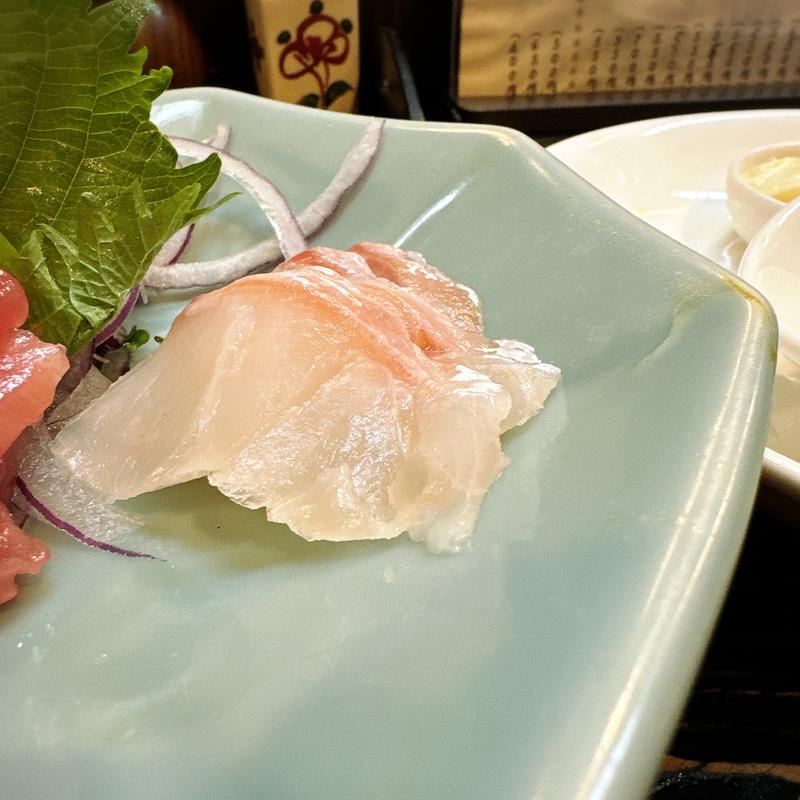 鯛刺し(居酒屋 和’s（カズ）)