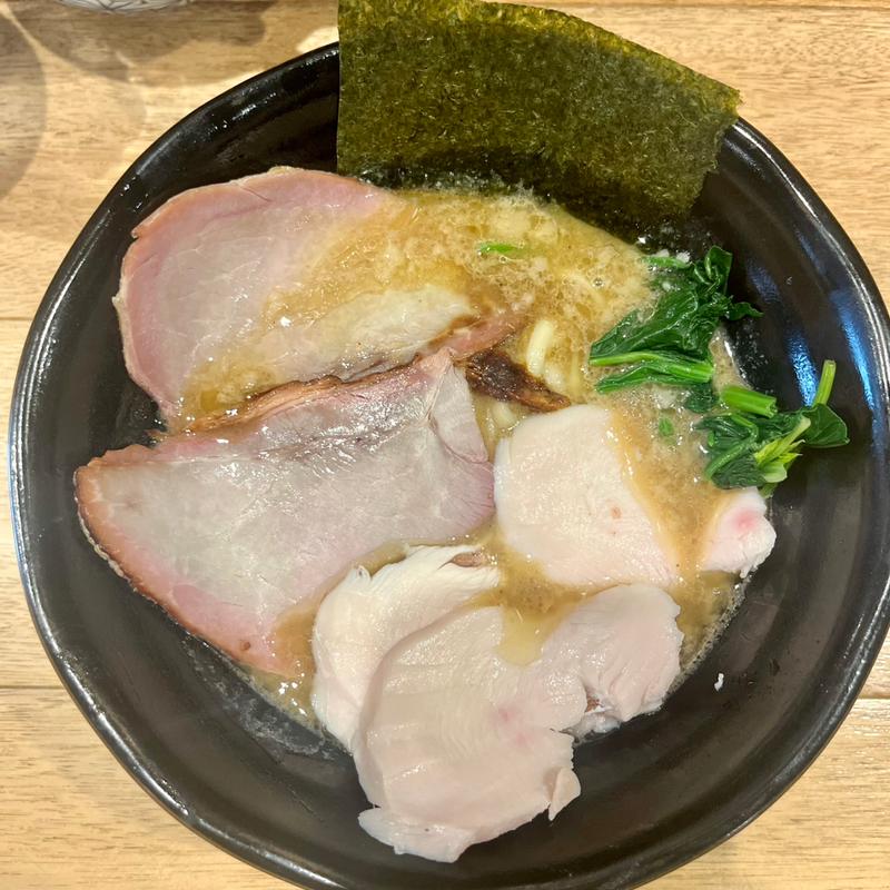 鳥谷式家系らぁめん(鶏谷 （トリタニ）)