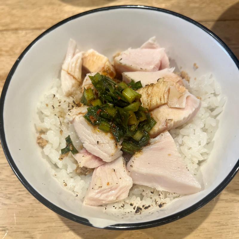 ラー油鶏ごはん(鶏谷 （トリタニ）)