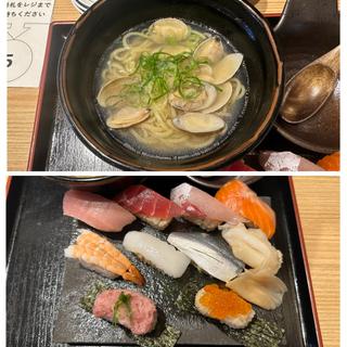 ラーメン・寿司 (竹)(鮨・酒・肴 杉玉 モレラ東戸塚店)