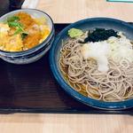 ミニかつ丼セット（ミニかつ丼、おろしそば）(たまの里 多摩センター店)