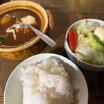 煮込みハンバーグ(愚羅奈蛇(グラナダ))