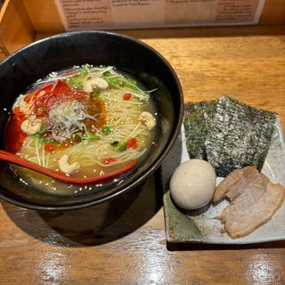 特製焼きあご冷し担々麺(焼きあご塩らー麺 たかはし )