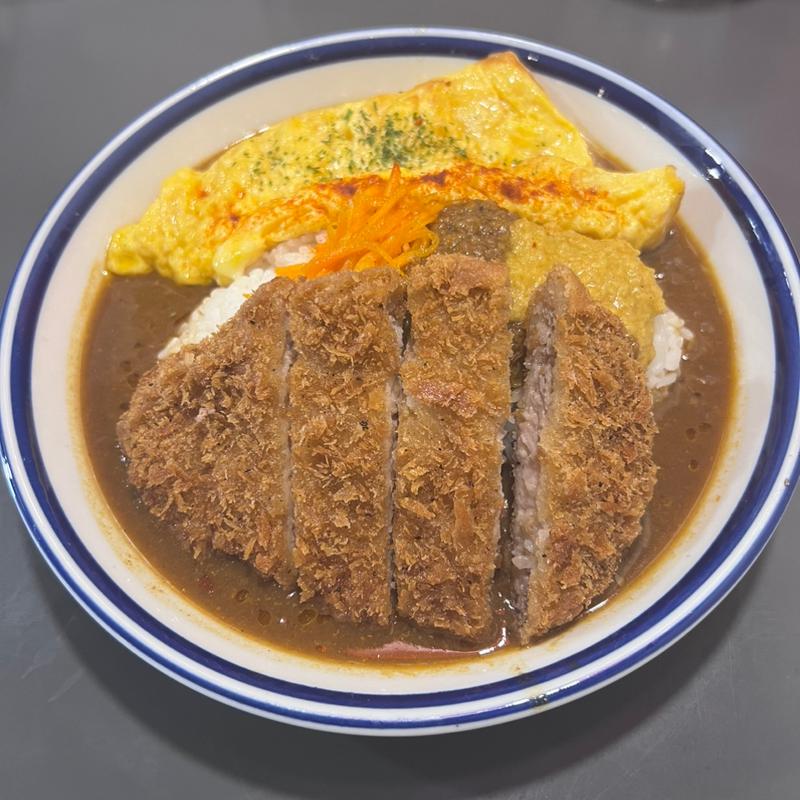 チーズオムカツカレー(カレーライス カリヒオ)