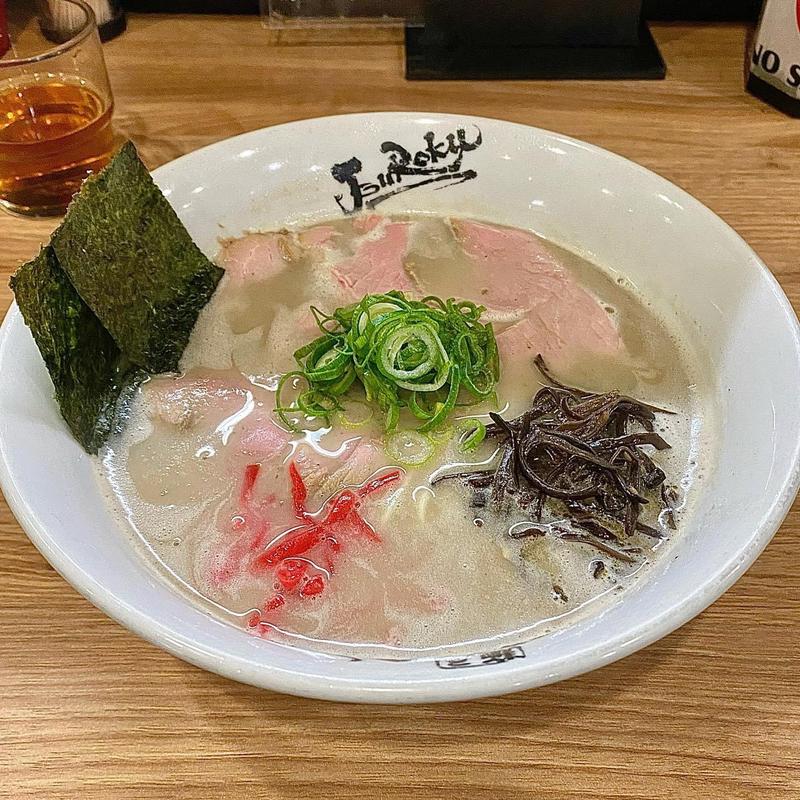 垂水とんこつ(麺屋 丈六)