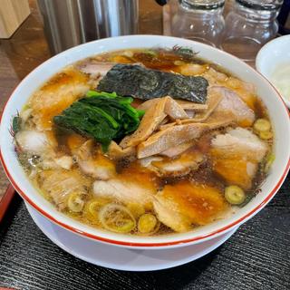 醤油チャーシュー麺 大盛り(長岡生姜醤油らあめん 壱八商店)