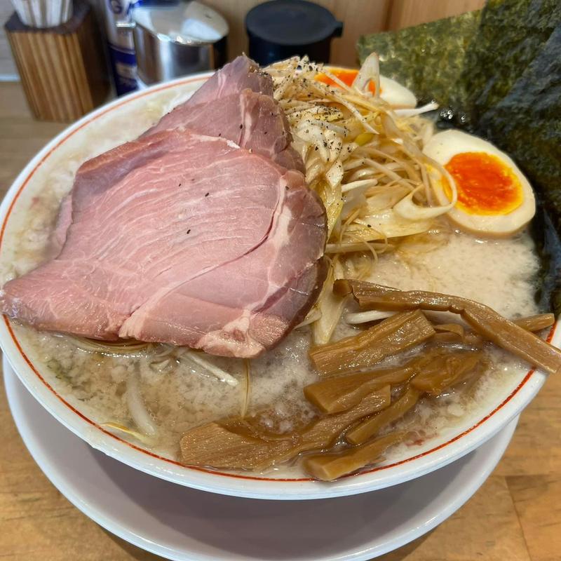 特製醤油ラーメン 大背脂(背脂ラーメンチャッチャ亭)