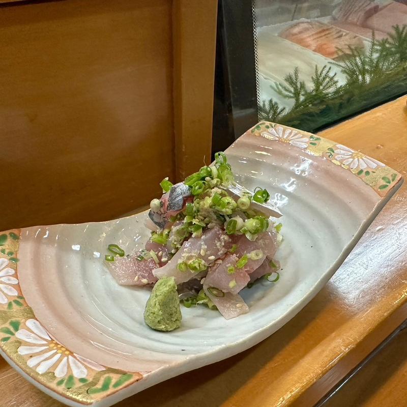 鯵タタキ(葵寿司 （あおいずし）)