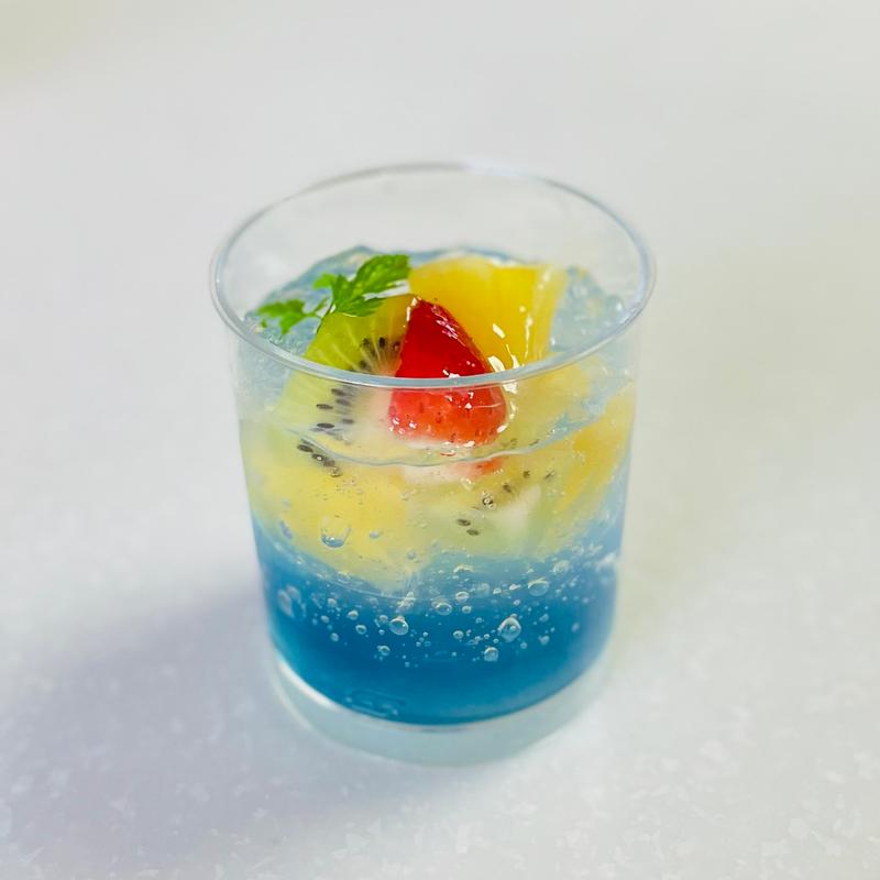 2層仕立てのジュレ　キウイ＆パイナップル(FLOプレステージュ エキアプレミエ和光店)