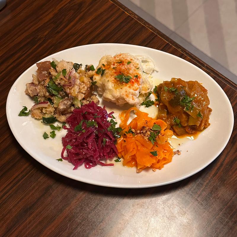 前菜盛り合わせ(oriental fabbrica)