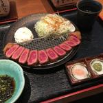 牛かつ定食 M (160g)(牛かつ専門店うし寅 岸和田)