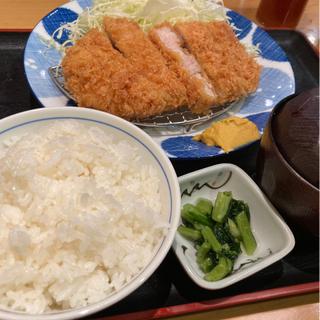 リブロースカツ定食(神田屋 + 大衆とんかつ かんだ 四谷店)