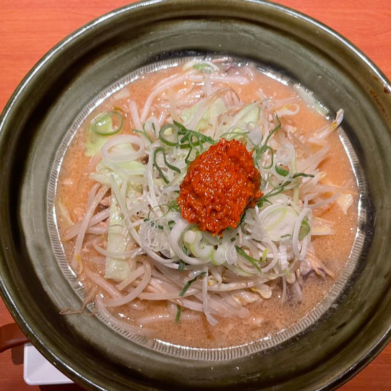 辛みそ赤みそらーめん(越後秘蔵麺 無尽蔵 もりおか家 （むじんぞう）)