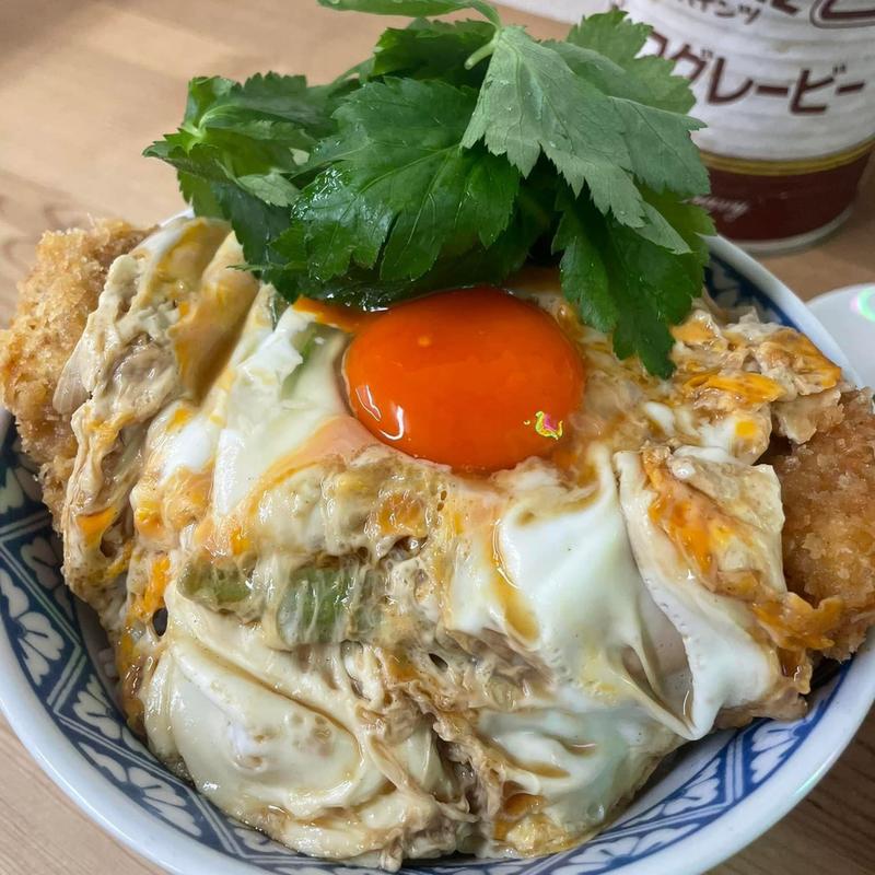 かつ丼 大盛(無料)(タイガーダイナー)