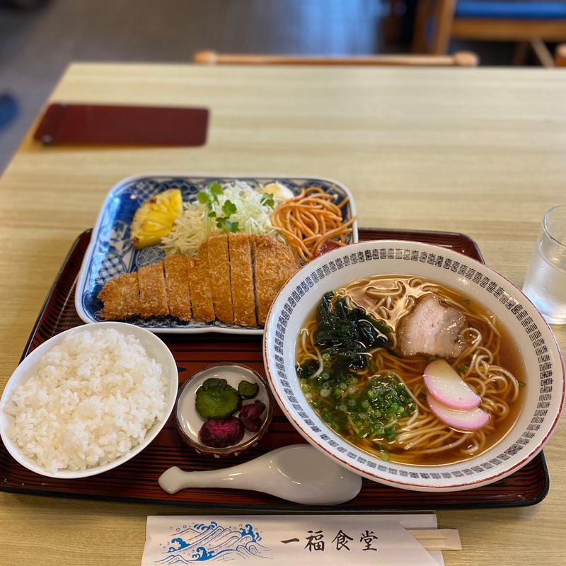 とんかつ・ラーメンセット(小ライス付き)(一福食堂)